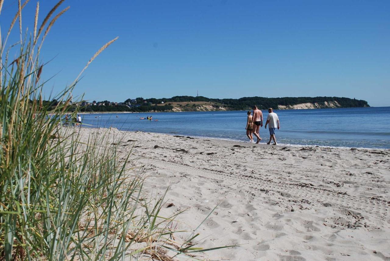 Strandhaus Lobbe - Fewo 45499 Kültér fotó